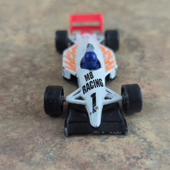 Matchbox‎ 1993 Formula 1 Race Car, #1 MB Racing , 1/53, - Picture 4 of 9